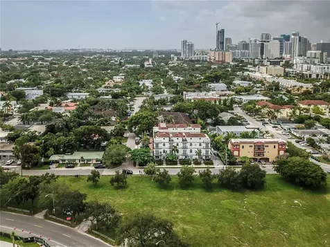 645 NE 9th Avenue Fort Lauderdale FL 33304