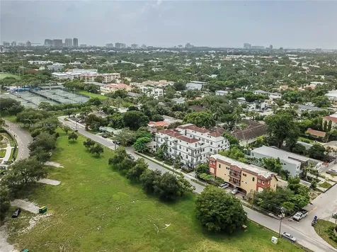 645 NE 9th Avenue Fort Lauderdale FL 33304