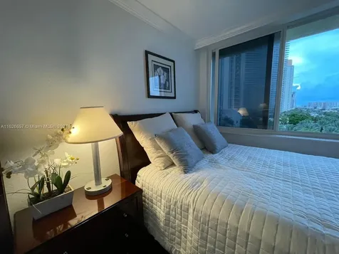 19201 Collins Avenue Sunny Isles Beach FL 33160