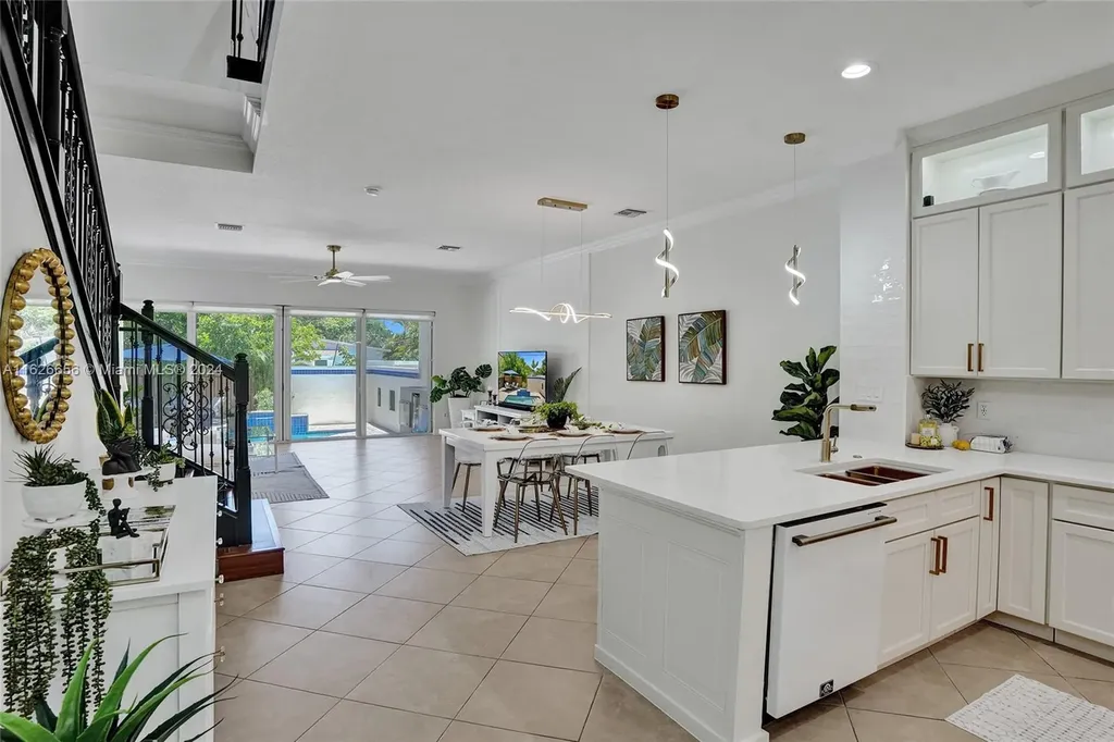 4562 Poinciana Street Lauderdale By The Sea FL 33308