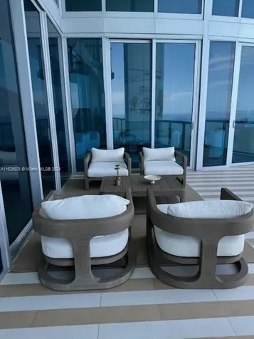 17001 Collins Avenue Aventura FL 33160