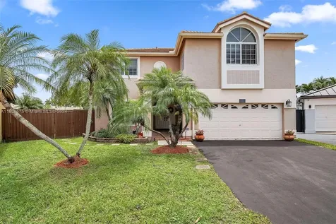 19561 NW 82nd Court Hialeah FL 33015