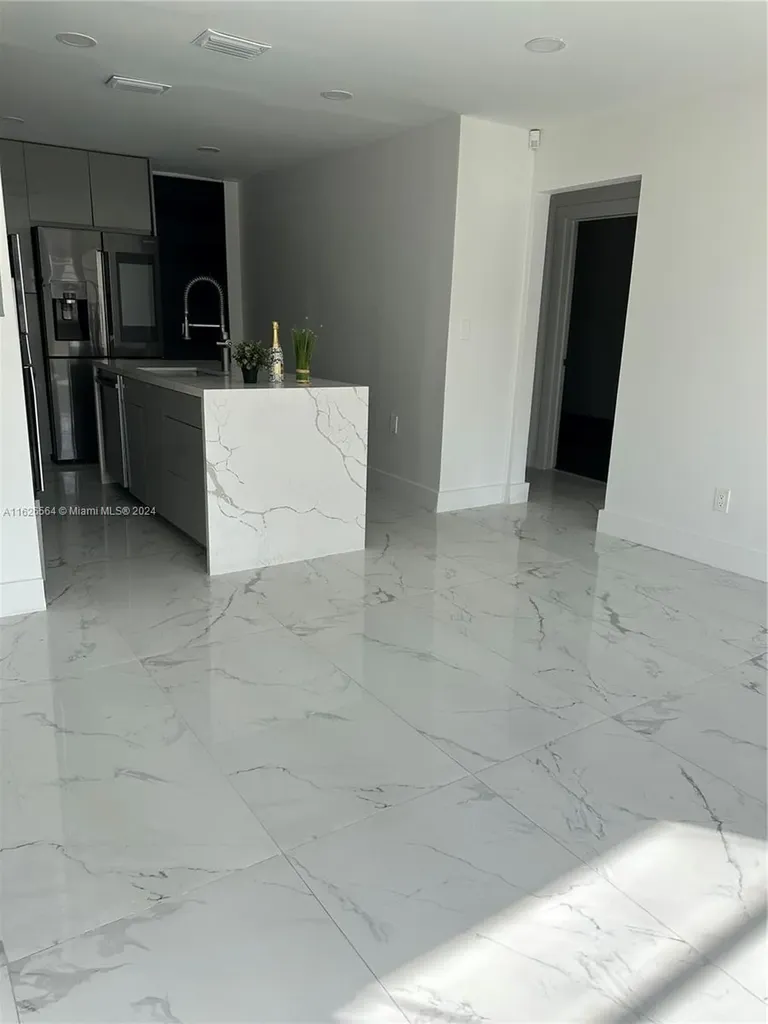 1619 Moffett Street Hollywood FL 33020