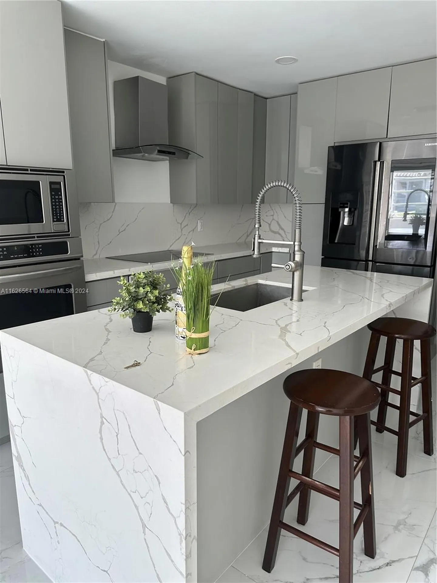 1619 Moffett Street Hollywood FL 33020