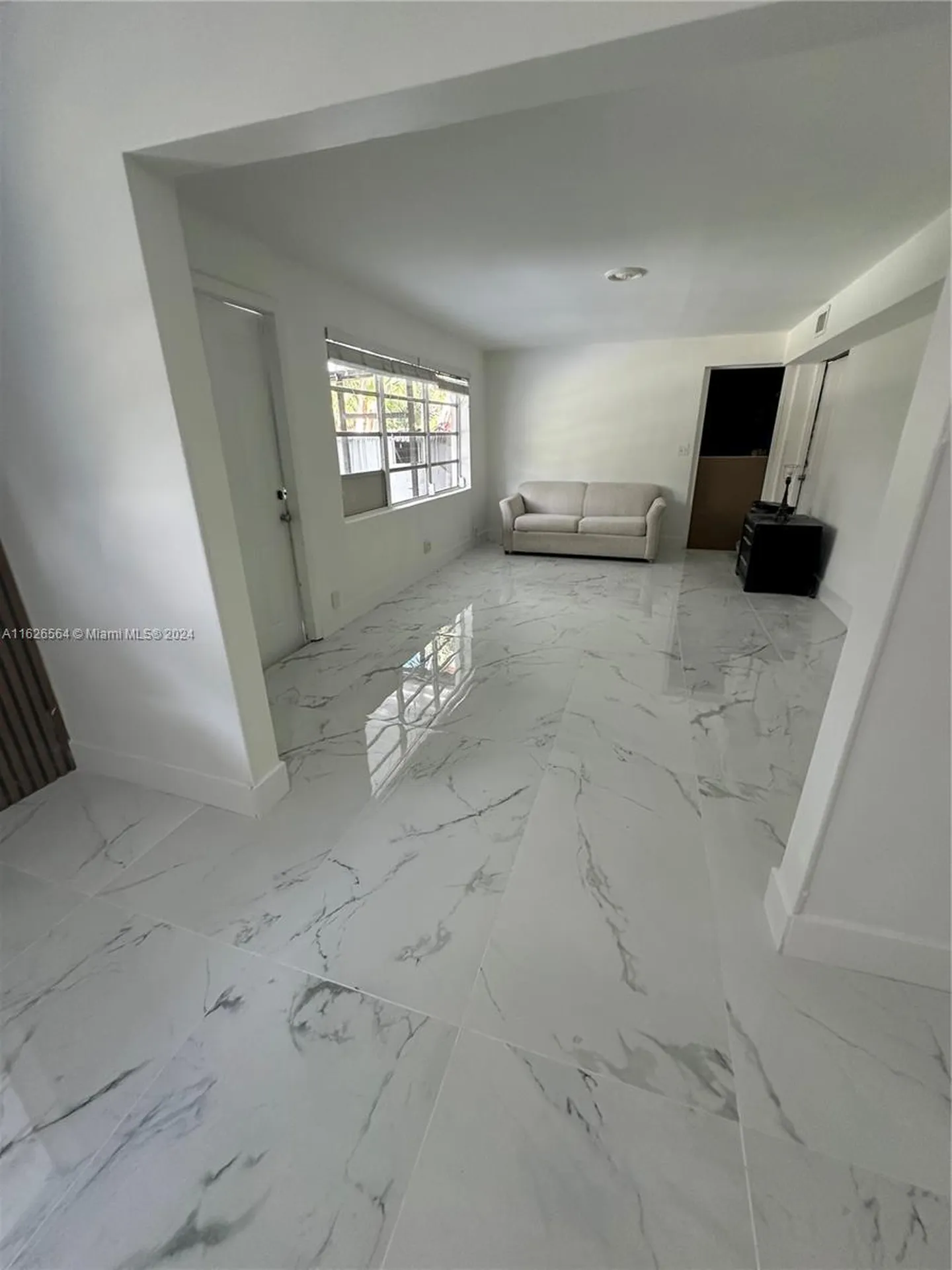 1619 Moffett Street Hollywood FL 33020