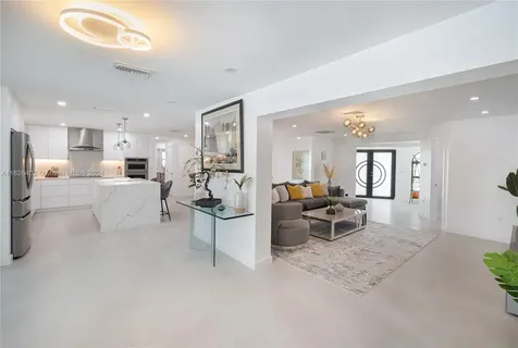 1575 Osprey Avenue Naples FL 34102