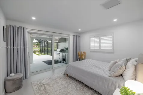1575 Osprey Avenue Naples FL 34102