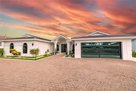 1575 Osprey Avenue Naples FL 34102