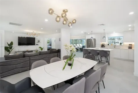 1575 Osprey Avenue Naples FL 34102