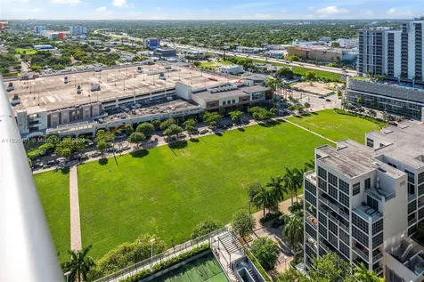 121 NE 34th Street Miami FL 33137