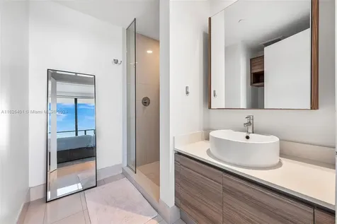 121 NE 34th Street Miami FL 33137