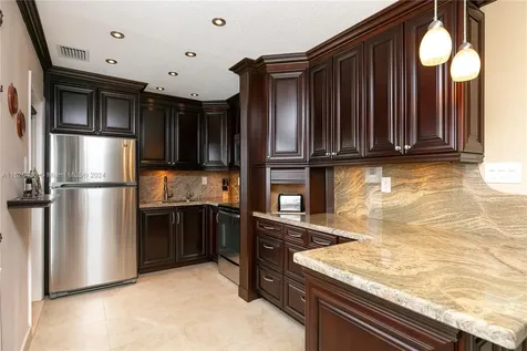 3135 S Ocean Drive Hallandale Beach FL 33009