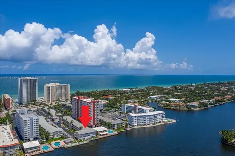 3135 S Ocean Drive Hallandale Beach FL 33009