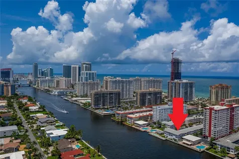 3135 S Ocean Drive Hallandale Beach FL 33009