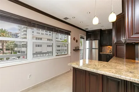 3135 S Ocean Drive Hallandale Beach FL 33009