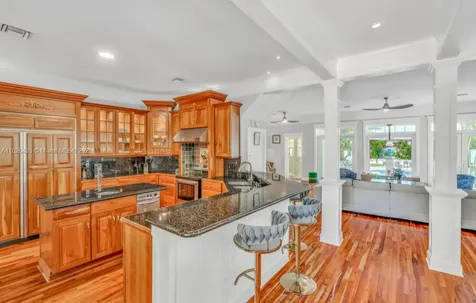 75761 Overseas Highway Islamorada FL 33036