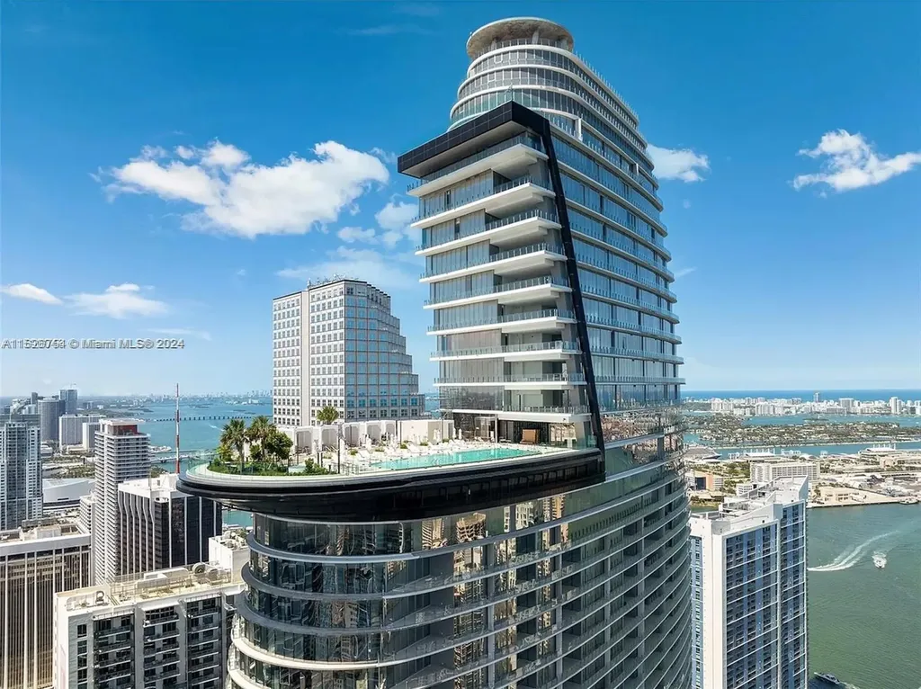 300 Biscayne Boulevard Way Miami FL 33131