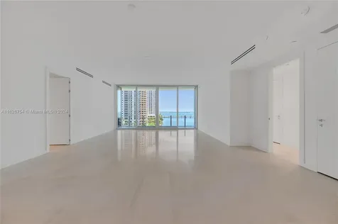 300 Biscayne Boulevard Way Miami FL 33131