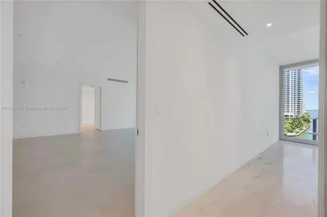 300 Biscayne Boulevard Way Miami FL 33131