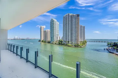 300 Biscayne Boulevard Way Miami FL 33131