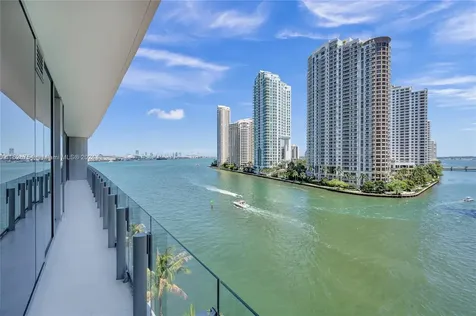 300 Biscayne Boulevard Way Miami FL 33131