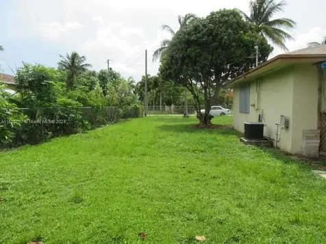 24925 SW 134th Court Homestead FL 33032