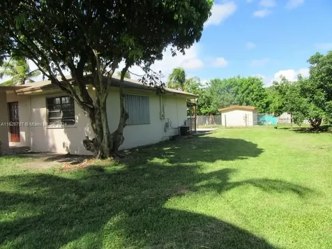24925 SW 134th Court Homestead FL 33032