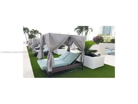 600 NE 27th Street Miami FL 33137