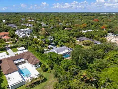 6525 SW 94th Street Pinecrest FL 33156