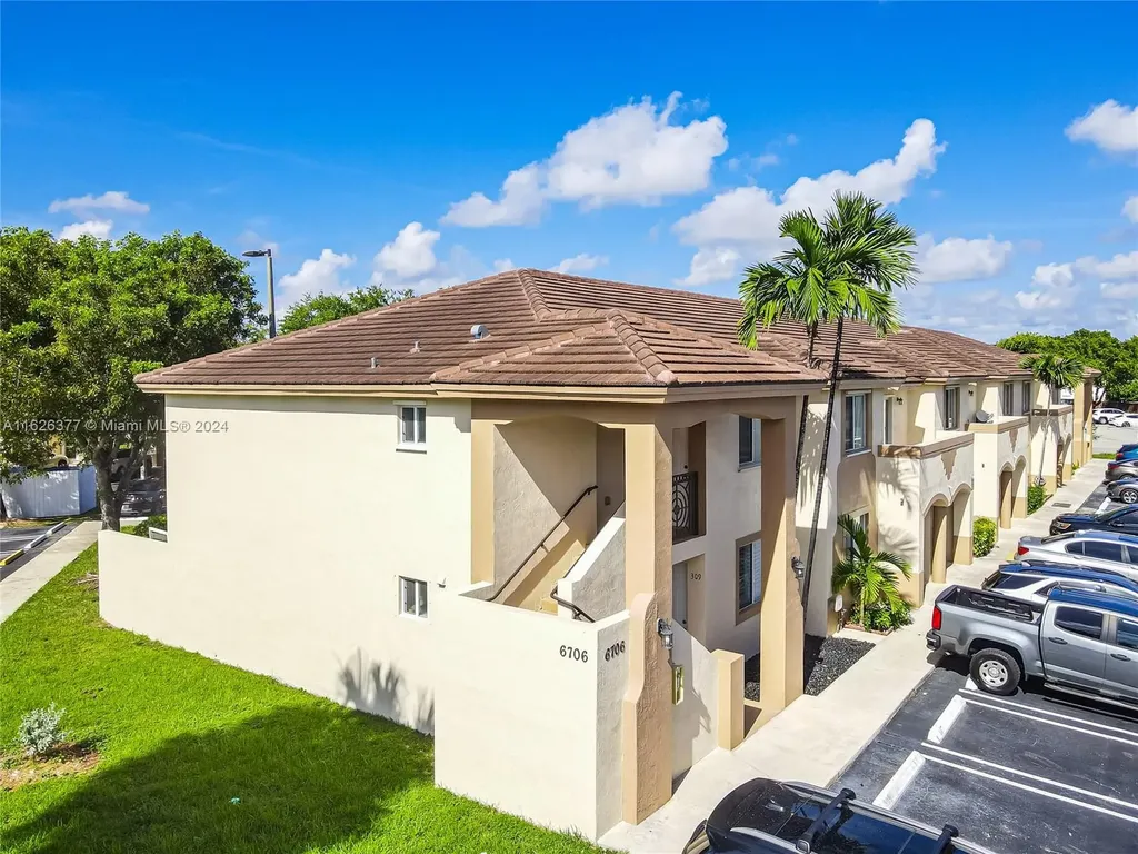 6706 SW 115th Court Miami FL 33173
