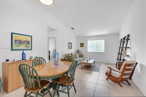 6706 SW 115th Court Miami FL 33173