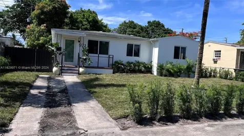 971 NE 155th Terrace North Miami Beach FL 33162
