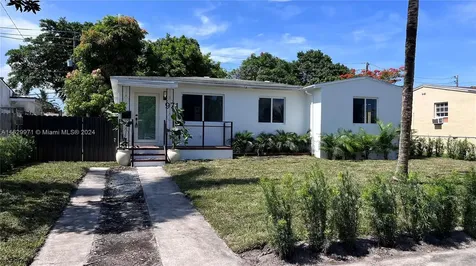 971 NE 155th Terrace North Miami Beach FL 33162