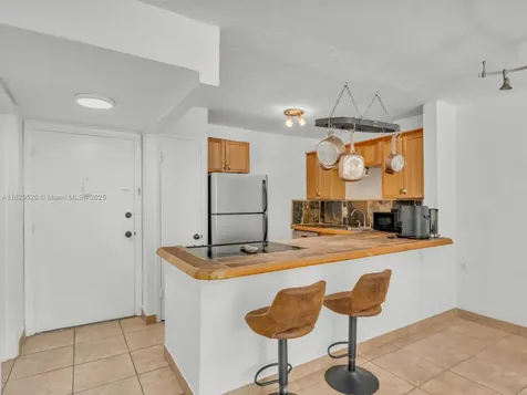 7403 SW 82nd Street Miami FL 33143