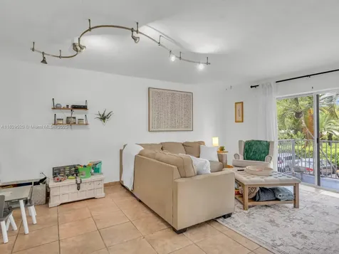 7403 SW 82nd Street Miami FL 33143