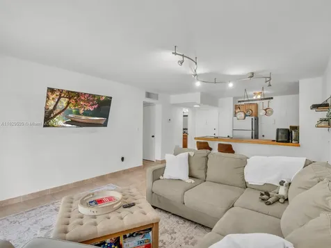 7403 SW 82nd Street Miami FL 33143
