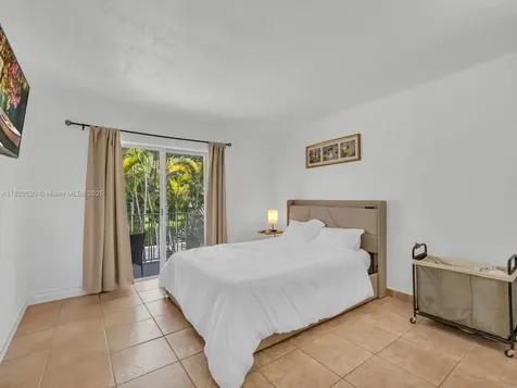 7403 SW 82nd Street Miami FL 33143