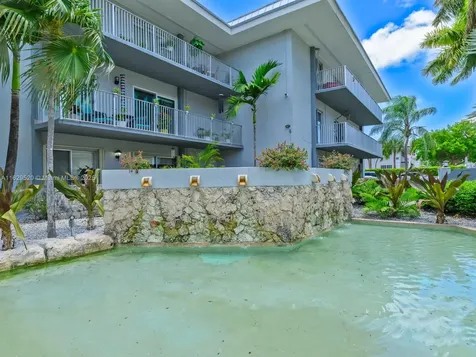 7403 SW 82nd Street Miami FL 33143