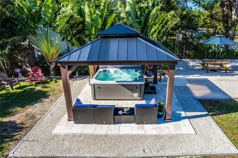 284 Orange Avenue Marathon FL 33050
