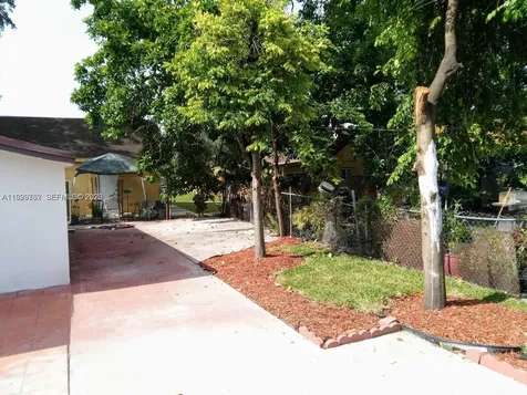 2720 NW 29th Street Miami FL 33142