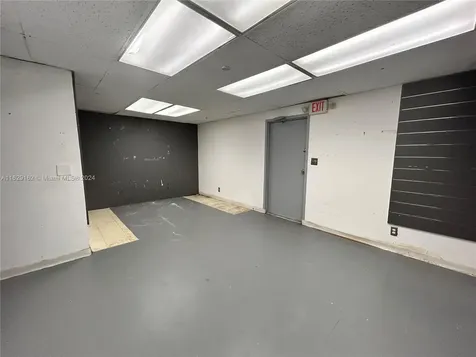 1100 S Dixie Highway Hollywood FL 33020