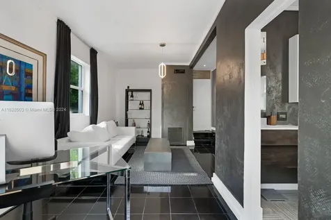 624 W 47th Street Miami Beach FL 33140