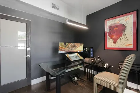 624 W 47th Street Miami Beach FL 33140