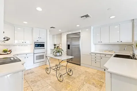 5221 Fisher Island Drive Miami Beach FL 33109