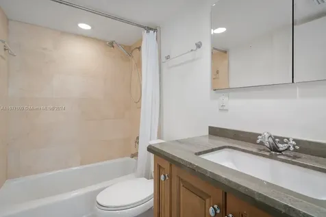 1915 Brickell Avenue Miami FL 33129