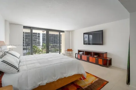 1915 Brickell Avenue Miami FL 33129