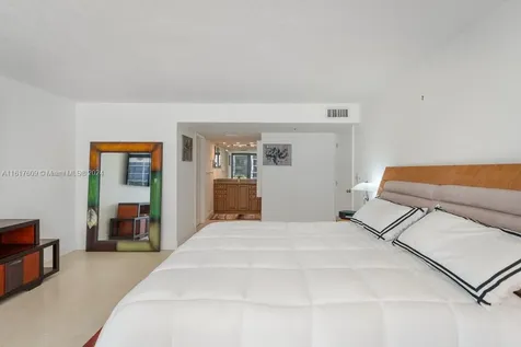 1915 Brickell Avenue Miami FL 33129