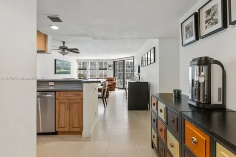1915 Brickell Avenue Miami FL 33129