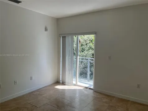 7945 W 2nd Court Hialeah FL 33014