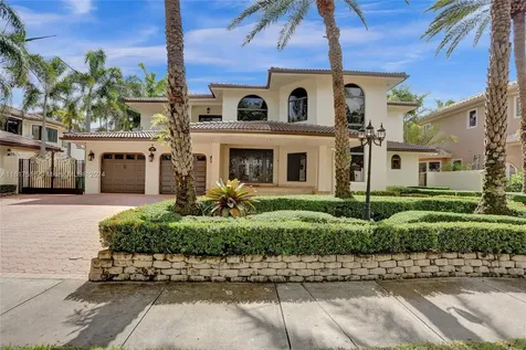 16795 NW 86th Court Miami Lakes FL 33016